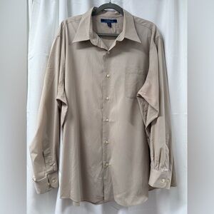 Croft & Barrow Men's Tan Casual Button Down Shirt